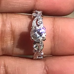 Kirk Kara Scrollwork Angelique Design 6.25